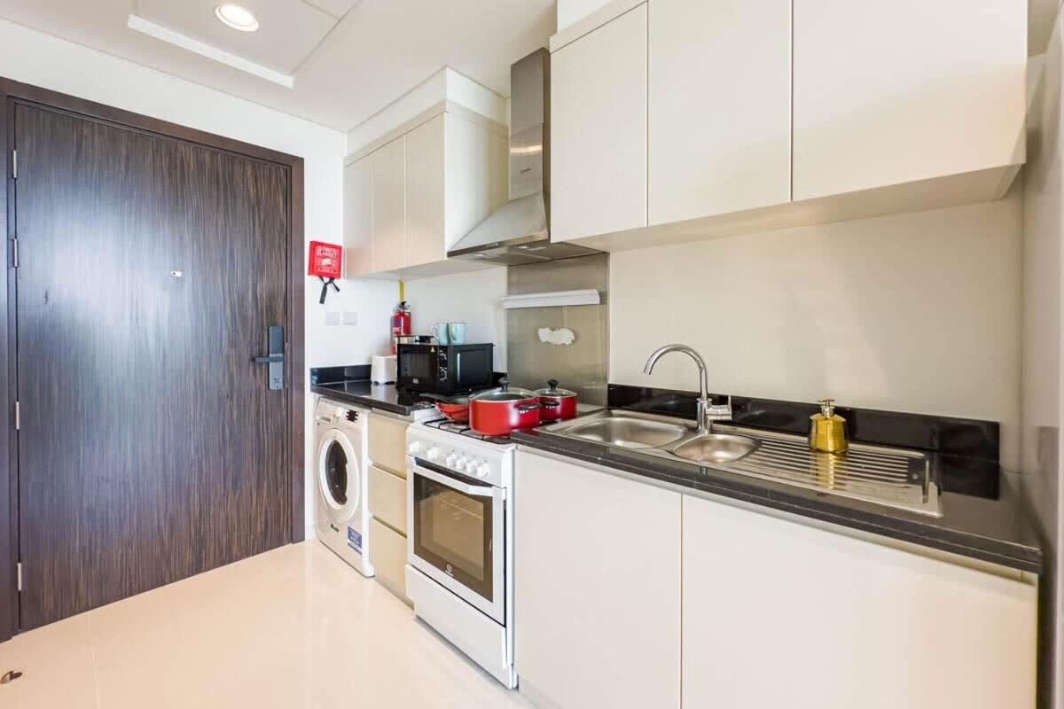 Appartement Modern On Golf Course - Damac Hills Dubai